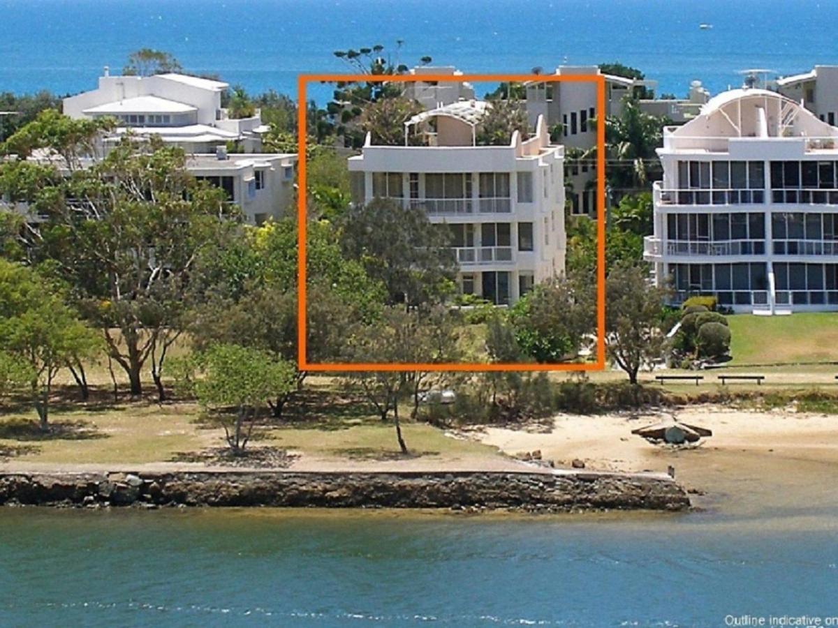 Mariner Cove 1 - Luxurious 2 Bedroom On River By Apartment Mooloolaba
