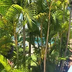 Mooloolaba Beach Beachwalk