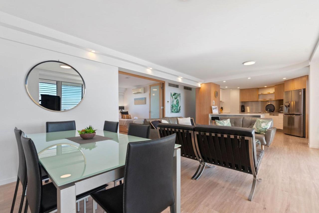 Spectacular Location And Views, 3 Bedrooms , Private Rooftop Apartment Mooloolaba