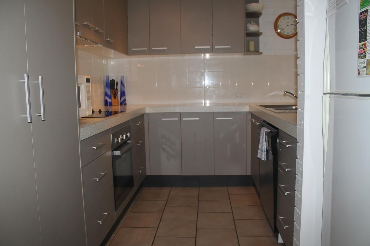 La Mer Holiday Apartments Apartment