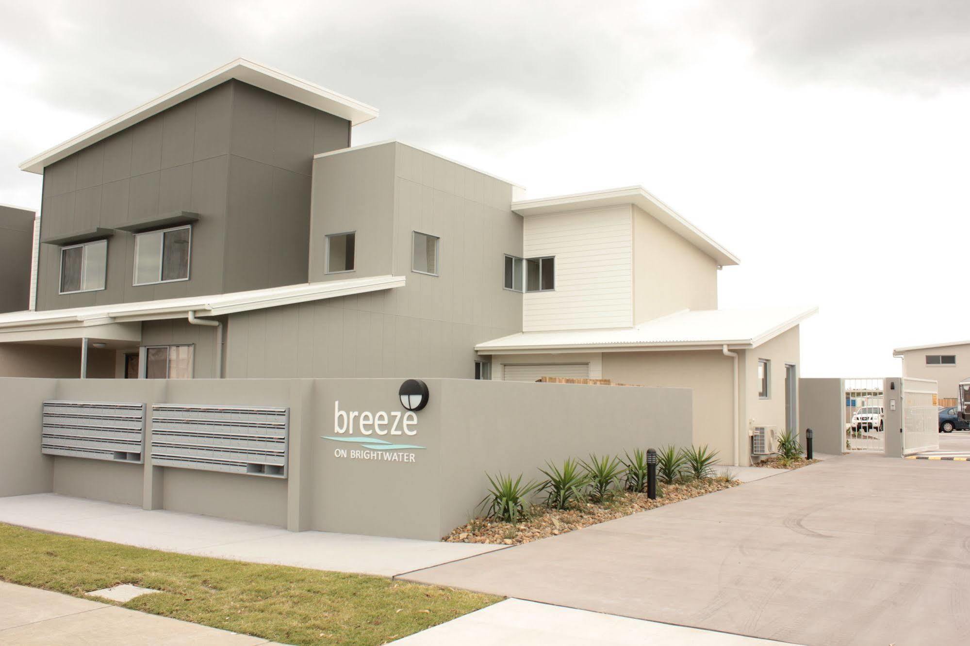 Direct Collective - Breeze On Brightwater Aparthotel