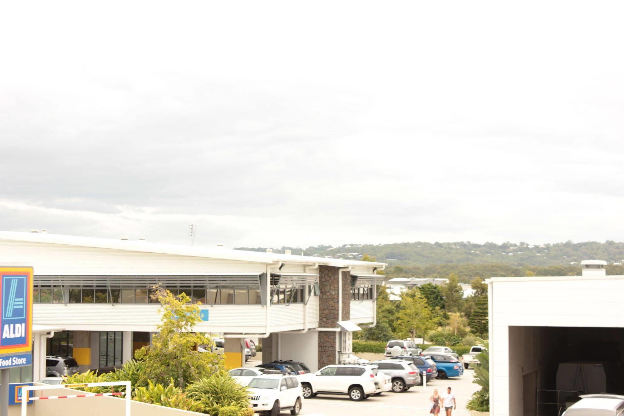 Direct Collective - Breeze On Brightwater Mooloolaba