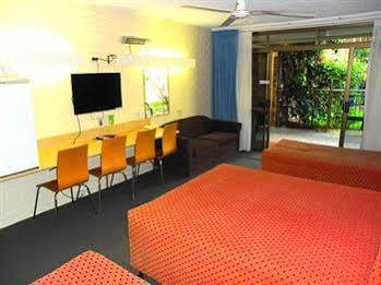 Motel Mooloolaba Motel 3*
