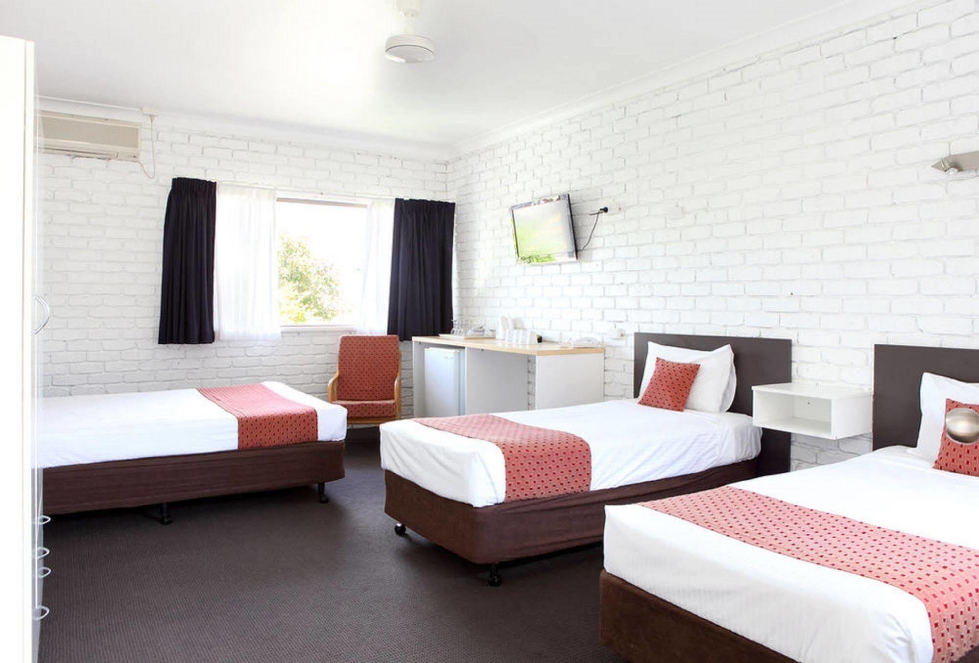 Motel Mooloolaba Motel 3*