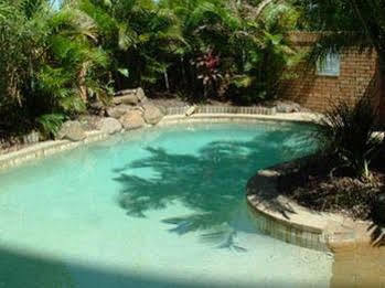 La Mer Holiday Apartments Apartment