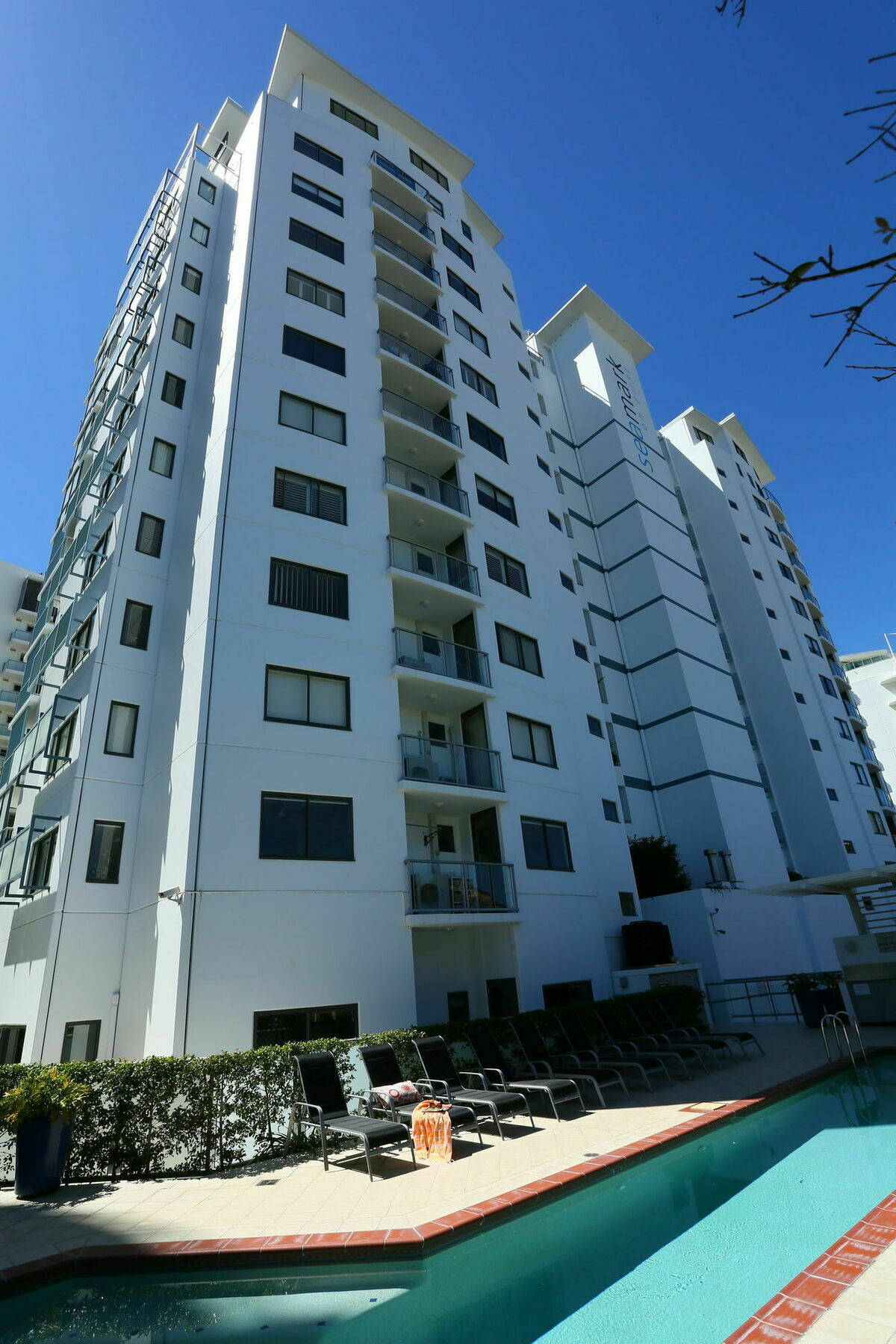 Aparthotel Seamark On First 4*