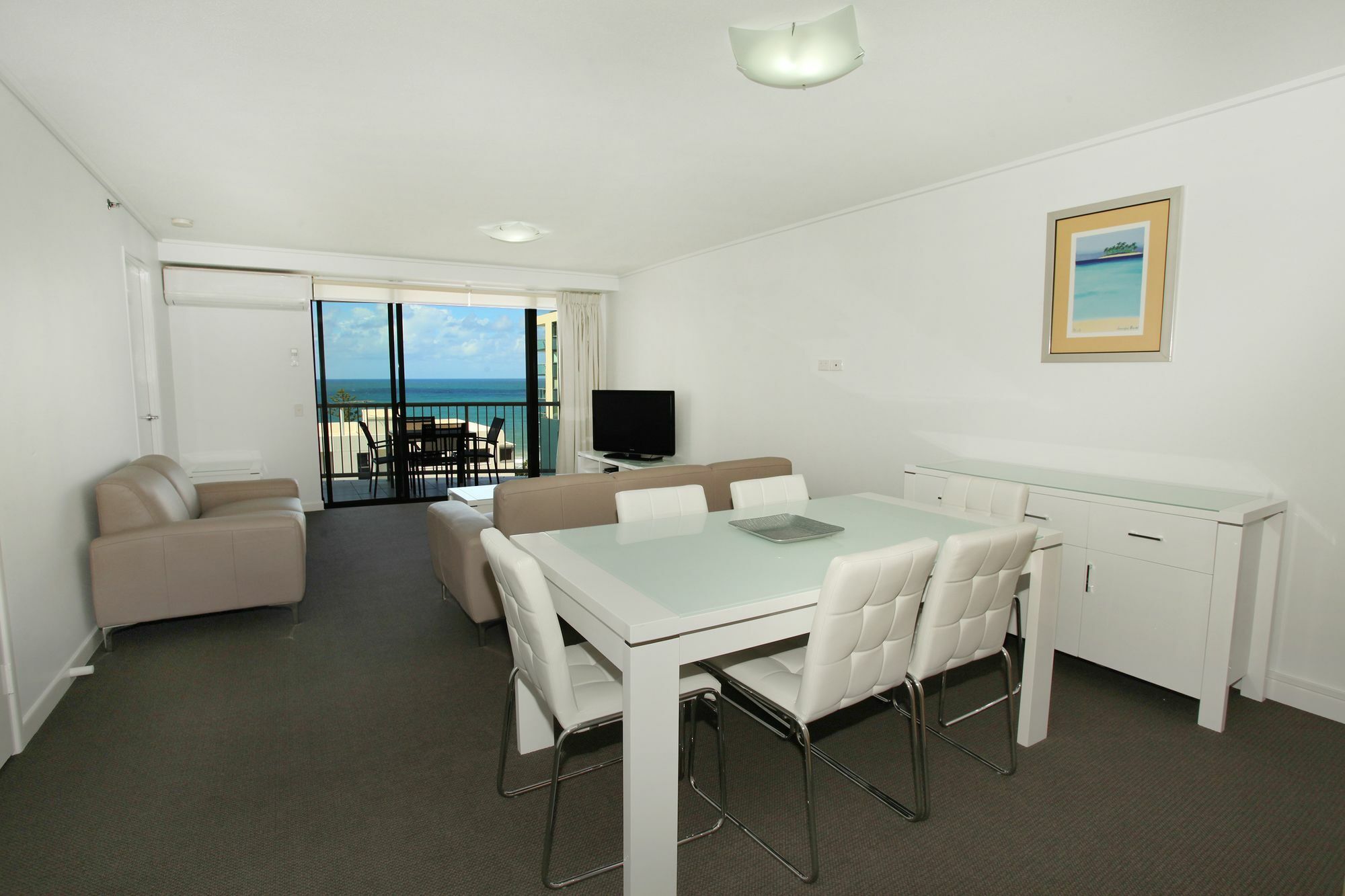 Aparthotel Seamark On First 4*