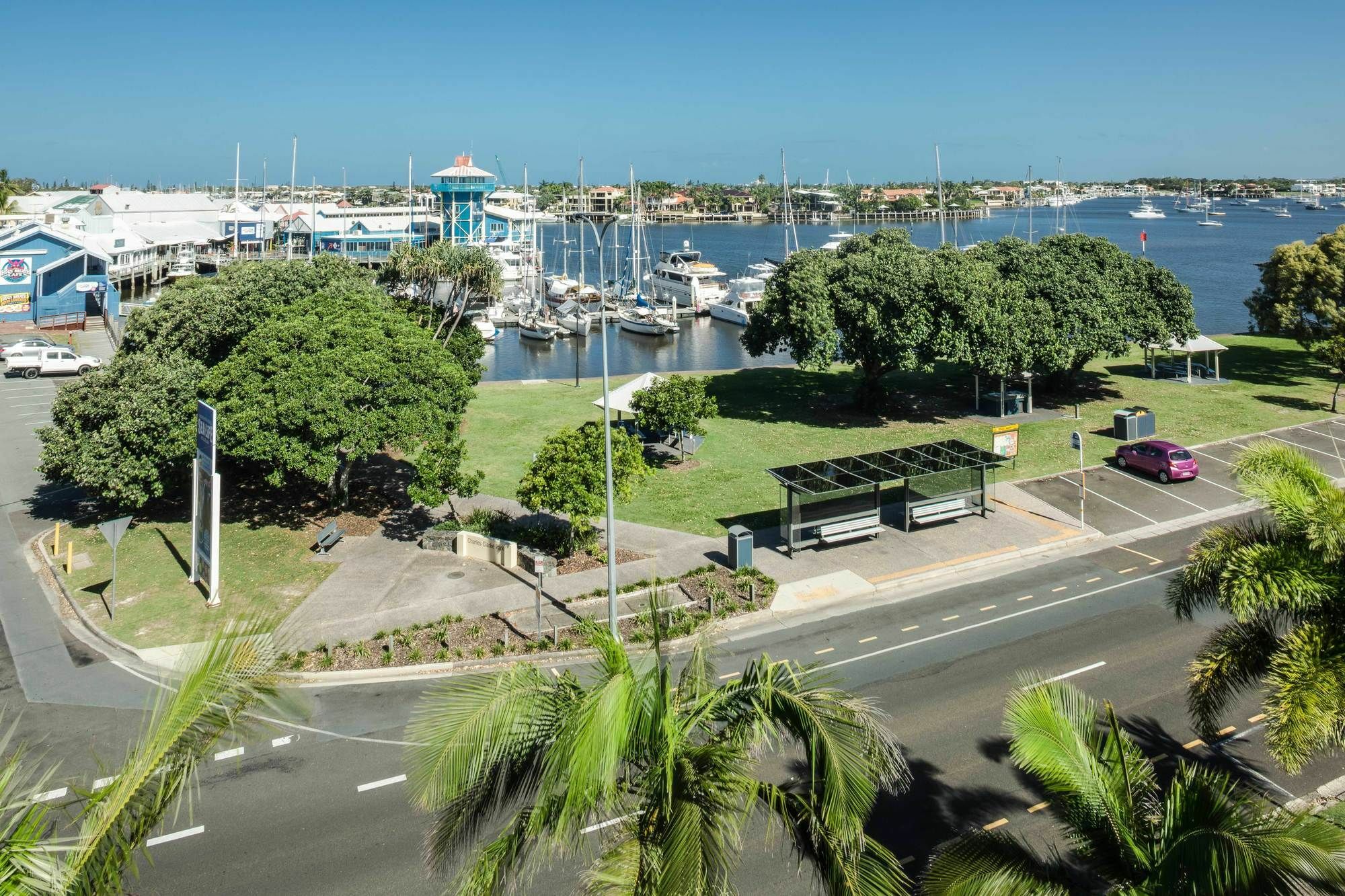 Sailport Aparthotel 4*