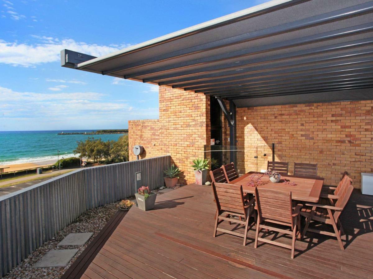 Spectacular Location And Views, 3 Bedrooms , Private Rooftop Apartment *