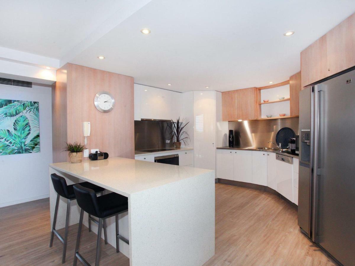 Spectacular Location And Views, 3 Bedrooms , Private Rooftop Mooloolaba