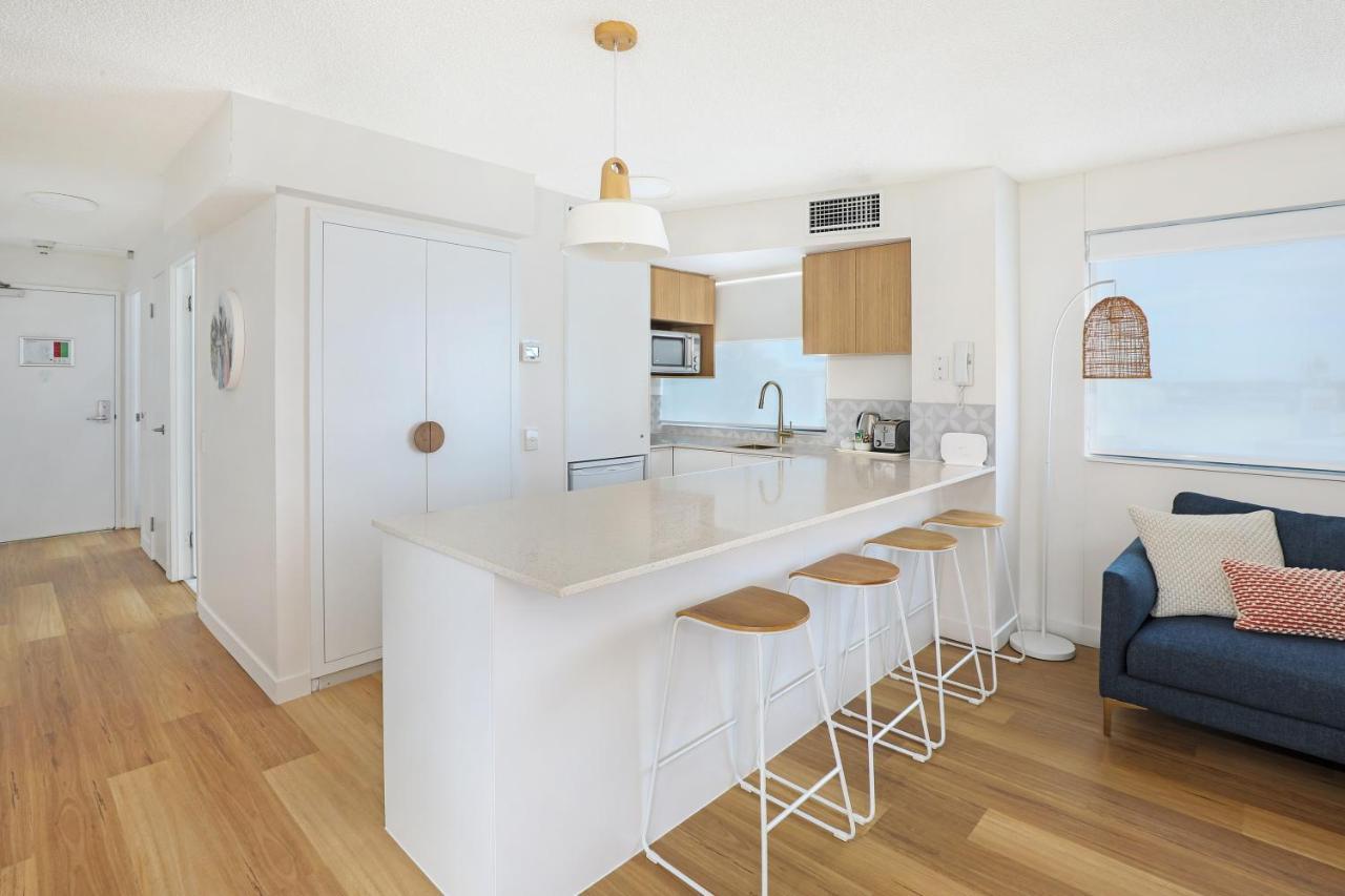 International 101 Apartment